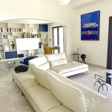 With Exceptional Mediterranean View * Saint-Raphaël